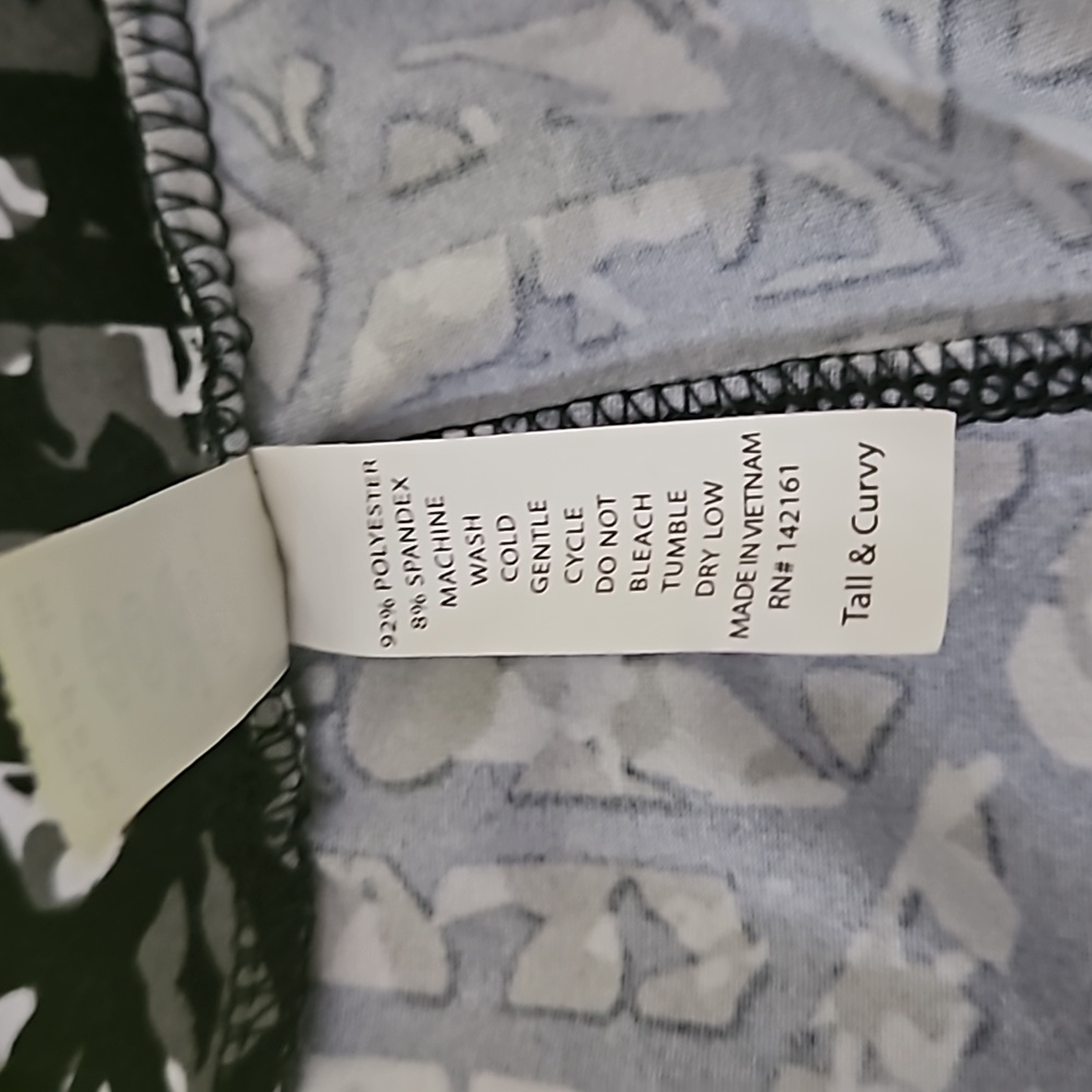 2 pair of LuLaRoe Tall & Curvy - Great Condition - Picture 10 of 11
